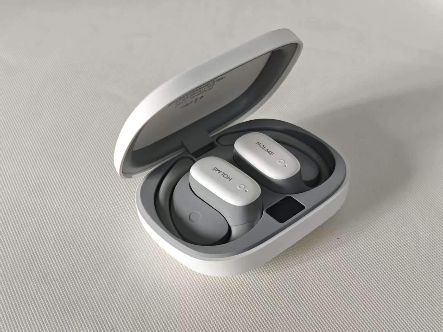 适度测评:舒适度与音质兼备的选择指南z6尊龙网站八款超好用的开放式耳机舒(图7) 适度测评:舒适度与音质兼备的选择指南z6尊龙网站八款超好用的开放式耳机舒(图7)